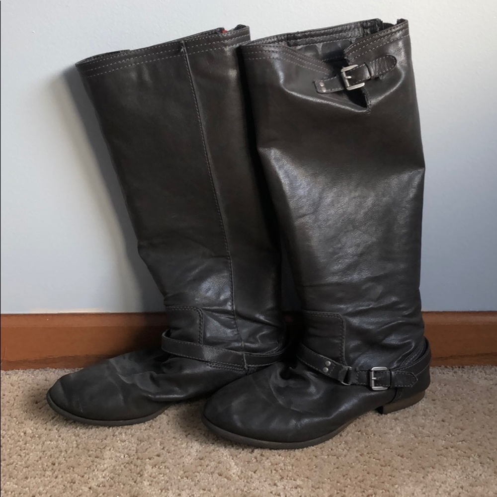 Gray boots